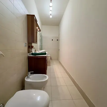 Apartment Casa Moderna A Turin